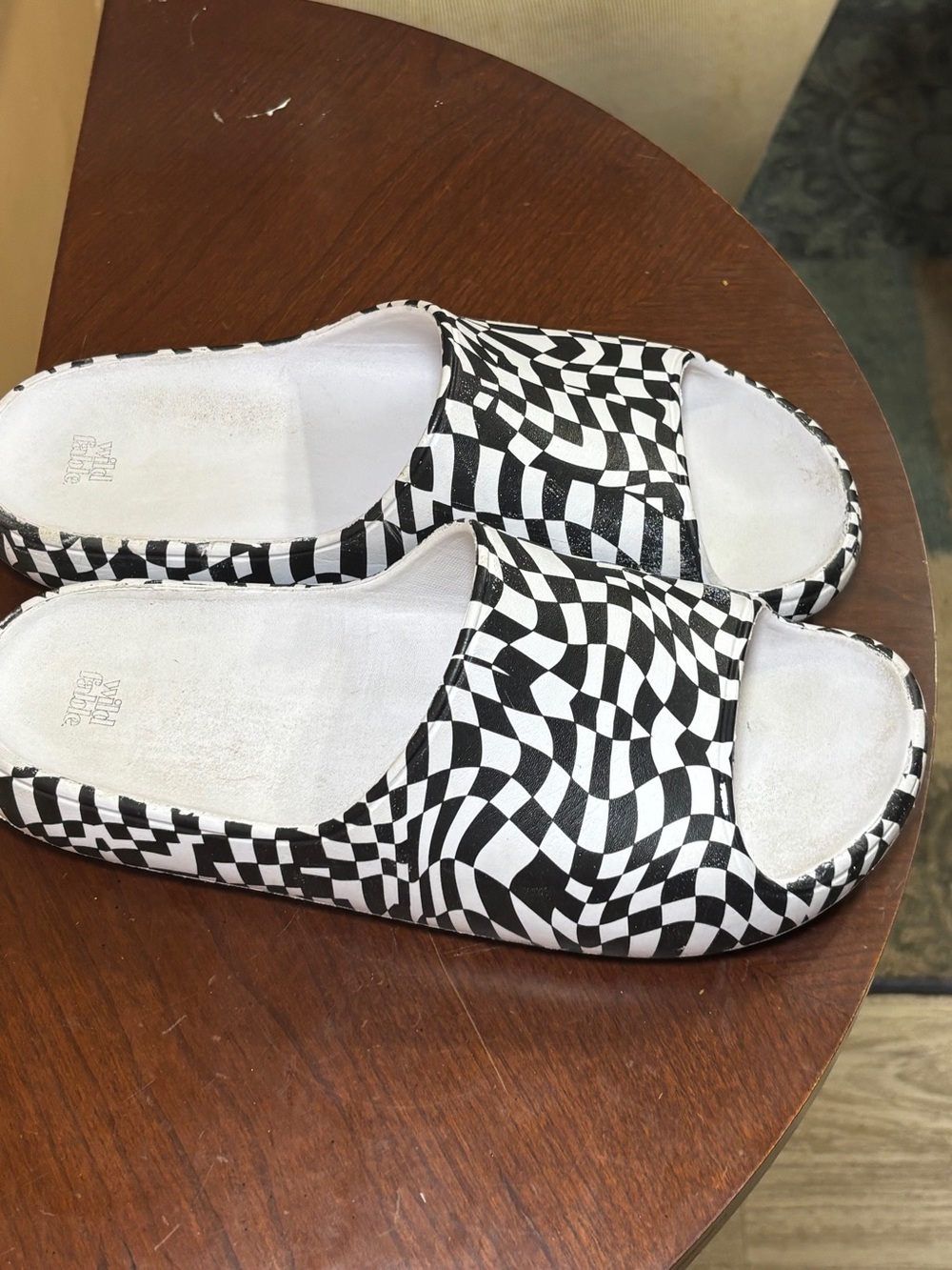 Wild Fable Black White Checkered Wavy Slides